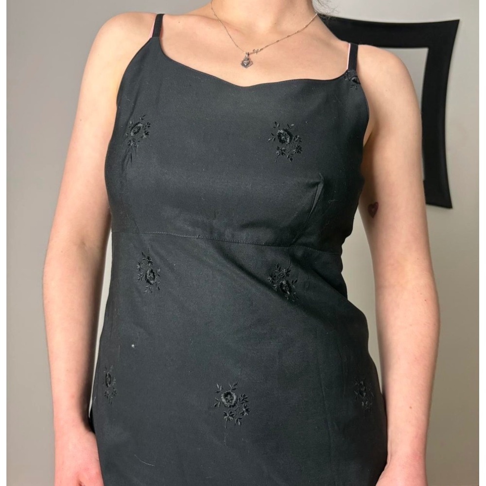 Gap VTG 90s Black Embroidered Mini Sheath Dress sz10 Square Neck fairy grunge - Picture 1 of 6